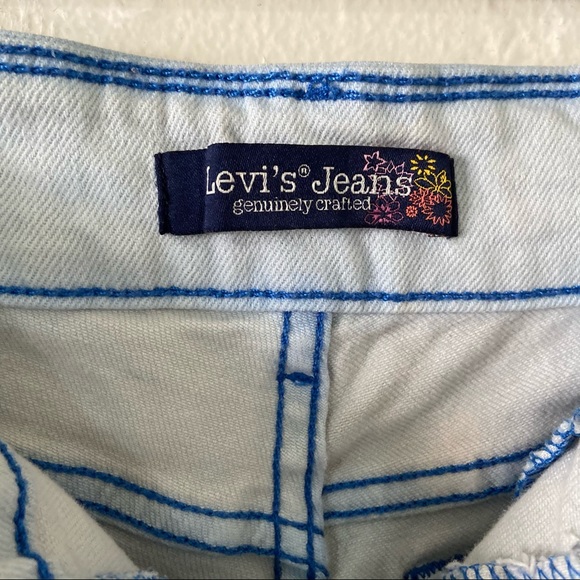 🪼SOLD🪼 Levi’s Vintage Y2k Black Tab Light Blue Wash Denim Jean Shorts | 3 - Picture 3 of 11